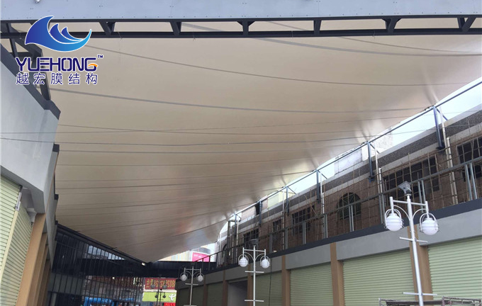 ��ɽ���н�Ĥ�Y(ji��)��(g��u)����