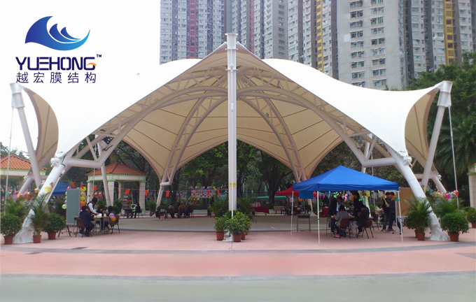 深圳商業(yè)廣場張拉膜